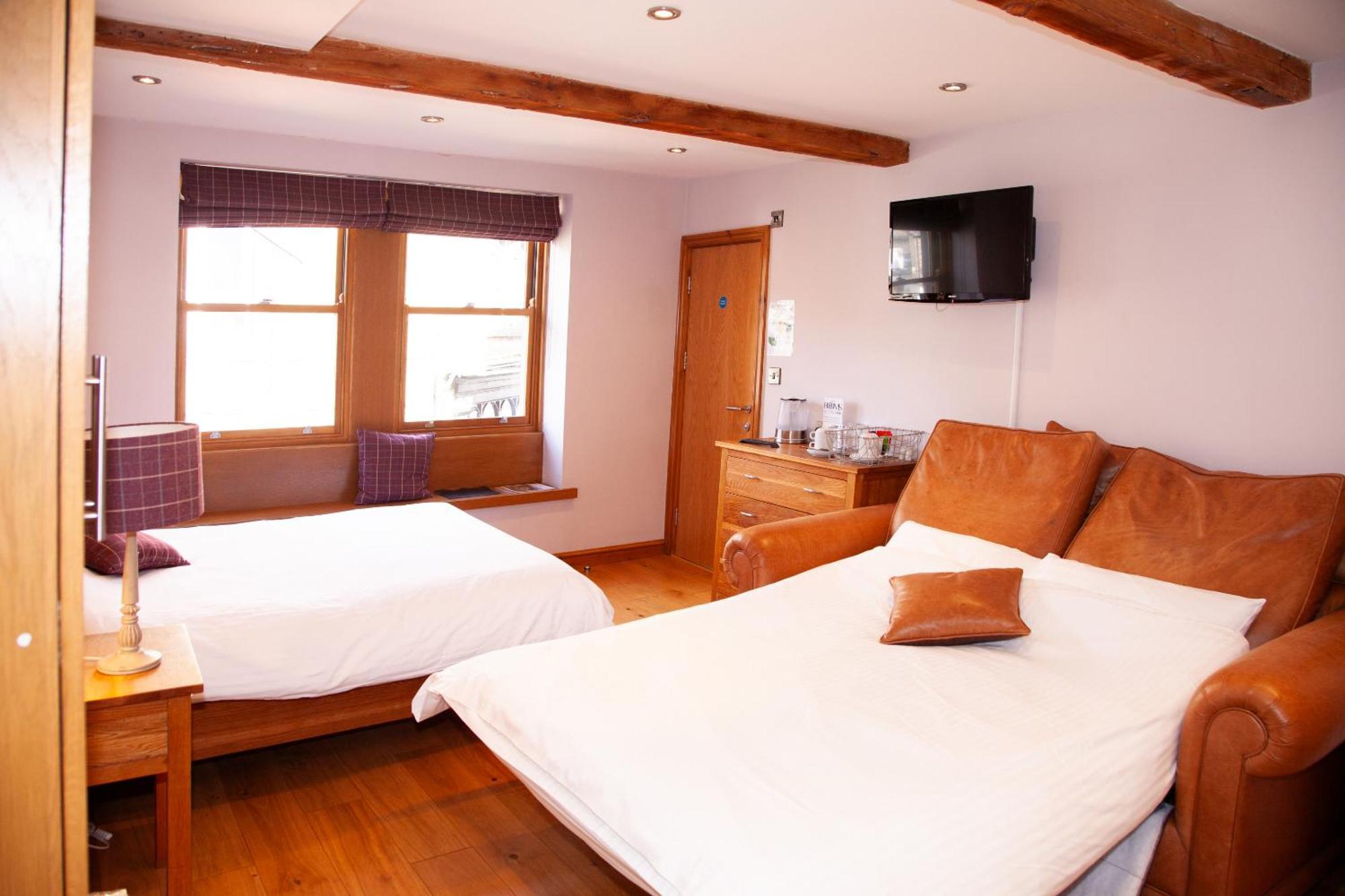 Rooms At The Nook Holmfirth Room photo