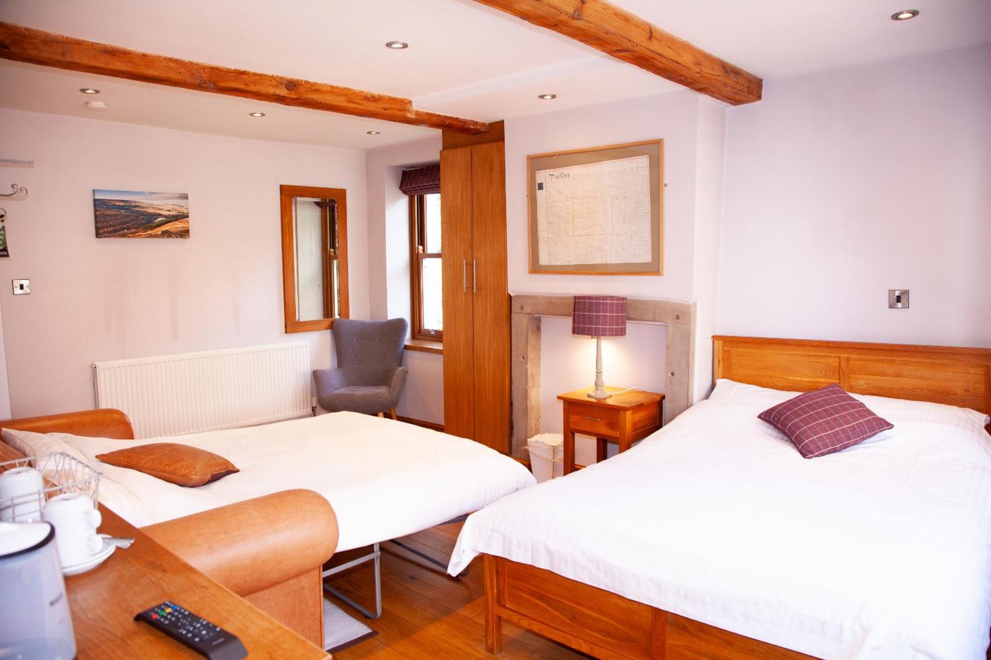 Rooms At The Nook Holmfirth Room photo